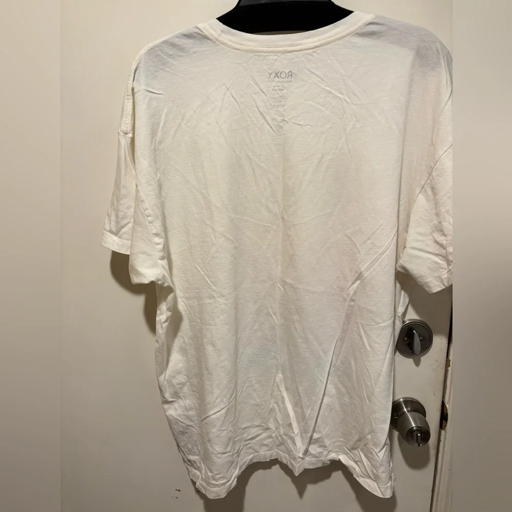 Roxy Graphic Tee - Picture 2 of 3